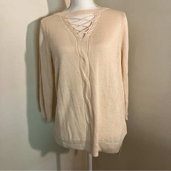 5/$20 SOHO New York Company Pink cross bodice light pink sweater, M - Picture 2 of 10